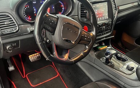 Jeep Grand Cherokee, 2013 год, 3 800 000 рублей, 12 фотография