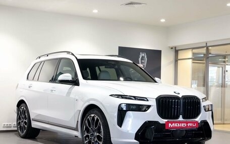 BMW X7, 2024 год, 17 190 000 рублей, 3 фотография