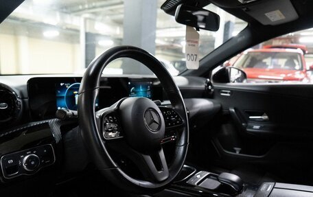 Mercedes-Benz A-Класс, 2019 год, 2 350 000 рублей, 9 фотография