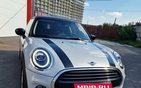 MINI Hatch, 2021 год, 2 600 000 рублей, 2 фотография