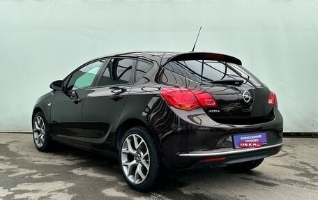 Opel Astra J, 2013 год, 5 фотография