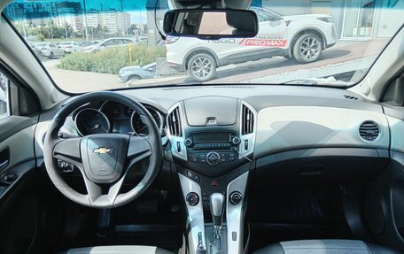 Chevrolet Cruze II, 2012 год, 830 000 рублей, 13 фотография