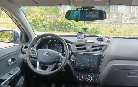 KIA Rio III рестайлинг, 2012 год, 1 000 000 рублей, 4 фотография