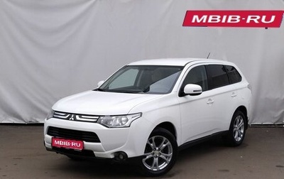 Mitsubishi Outlander III рестайлинг 3, 2013 год, 1 435 000 рублей, 1 фотография