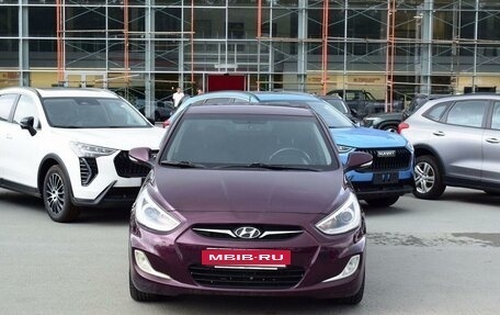 Hyundai Solaris II рестайлинг, 2013 год, 827 000 рублей, 2 фотография