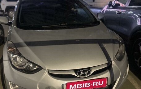 Hyundai Elantra V, 2013 год, 870 000 рублей, 1 фотография