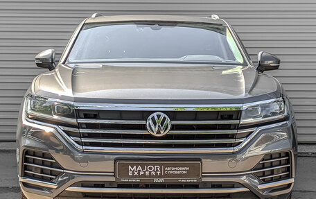 Volkswagen Touareg III, 2019 год, 6 355 000 рублей, 2 фотография