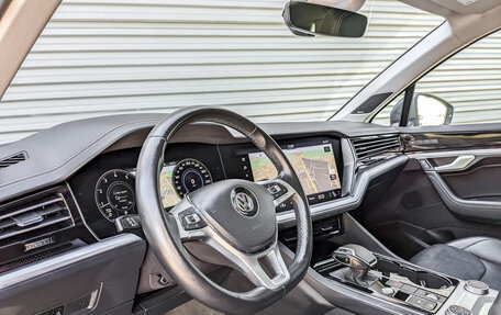 Volkswagen Touareg III, 2019 год, 6 355 000 рублей, 16 фотография