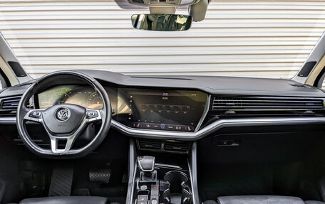 Volkswagen Touareg III, 2019 год, 6 355 000 рублей, 14 фотография