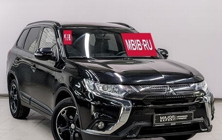 Mitsubishi Outlander III рестайлинг 3, 2021 год, 3 135 000 рублей, 3 фотография