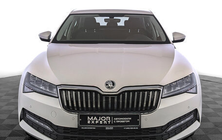 Skoda Superb III рестайлинг, 2021 год, 2 950 000 рублей, 2 фотография