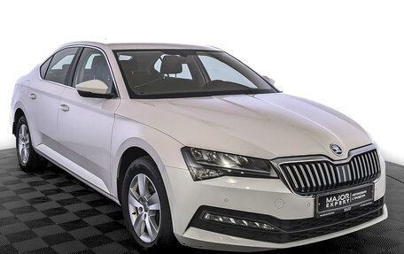 Skoda Superb III рестайлинг, 2021 год, 2 950 000 рублей, 3 фотография