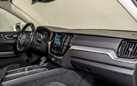 Volvo XC60 II, 2018 год, 4 045 000 рублей, 11 фотография