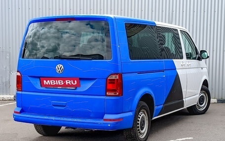 Volkswagen Caravelle T6 рестайлинг, 2019 год, 3 145 000 рублей, 5 фотография