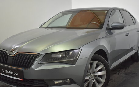 Skoda Superb III рестайлинг, 2017 год, 2 249 000 рублей, 3 фотография