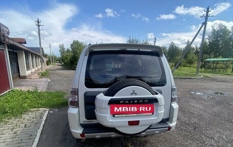 Mitsubishi Pajero IV, 2014 год, 3 000 000 рублей, 4 фотография