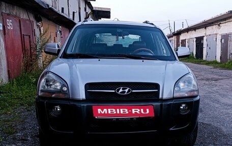 Hyundai Tucson III, 2004 год, 730 000 рублей, 2 фотография