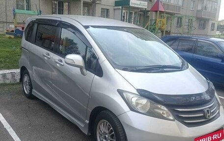 Honda Freed I, 2009 год, 1 050 000 рублей, 3 фотография