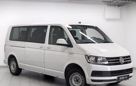 Volkswagen Caravelle T6 рестайлинг, 2019 год, 3 фотография