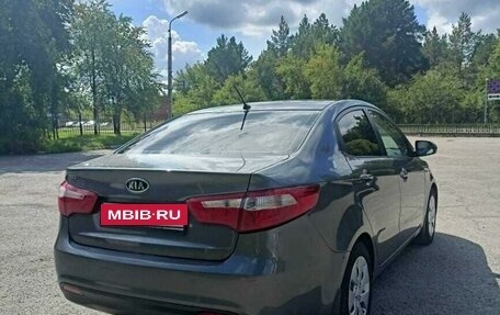 KIA Rio III рестайлинг, 2011 год, 900 000 рублей, 4 фотография