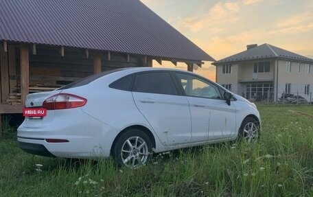 Ford Fiesta, 2015 год, 935 000 рублей, 6 фотография