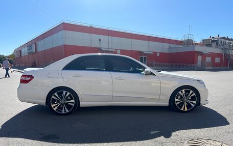 Mercedes-Benz E-Класс, 2012 год, 2 950 000 рублей, 6 фотография