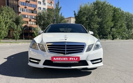 Mercedes-Benz E-Класс, 2012 год, 2 950 000 рублей, 2 фотография