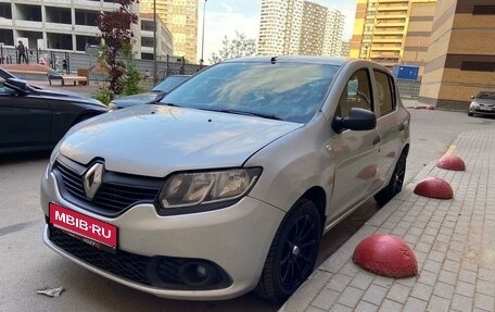 Renault Sandero II рестайлинг, 2014 год, 500 000 рублей, 1 фотография