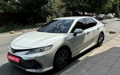 Toyota Camry, 2020 год, 1 фотография