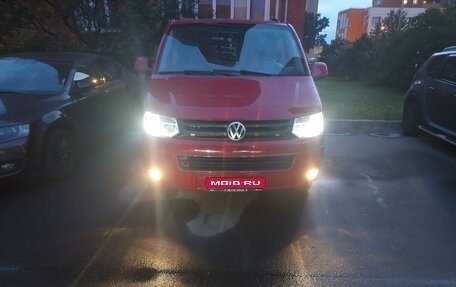 Volkswagen Caravelle T5, 2014 год, 2 700 000 рублей, 1 фотография