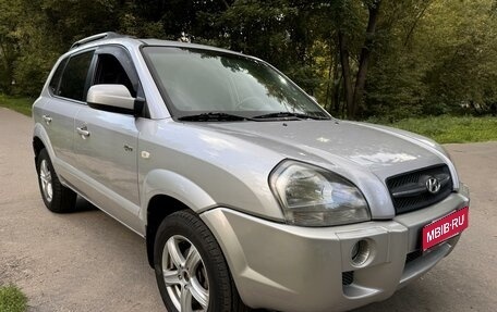 Hyundai Tucson III, 2005 год, 675 000 рублей, 1 фотография