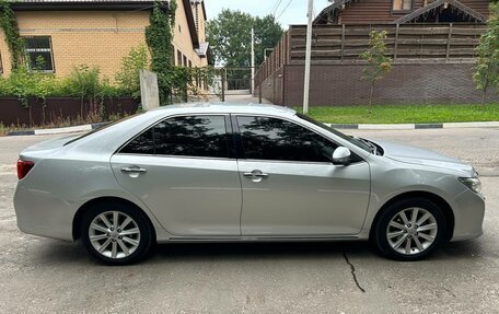 Toyota Camry, 2011 год, 1 750 000 рублей, 4 фотография