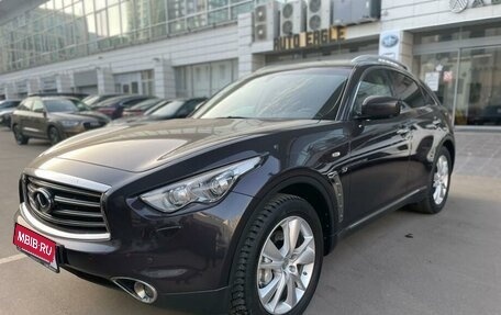 Infiniti QX70, 2014 год, 2 650 000 рублей, 3 фотография