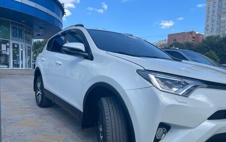 Toyota RAV4, 2015 год, 2 500 000 рублей, 9 фотография