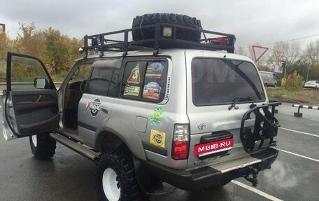 Toyota Land Cruiser 80 рестайлинг, 1996 год, 1 220 000 рублей, 3 фотография