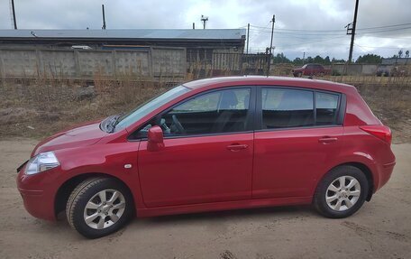 Nissan Tiida, 2011 год, 2 фотография