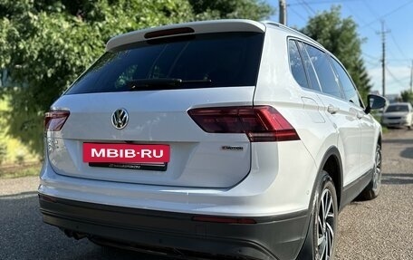 Volkswagen Tiguan II, 2018 год, 2 980 000 рублей, 4 фотография