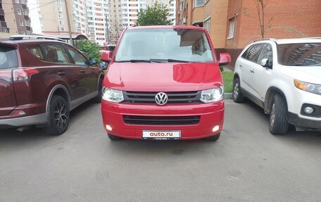 Volkswagen Caravelle T5, 2014 год, 2 700 000 рублей, 2 фотография