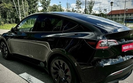 Tesla Model Y I, 2022 год, 6 000 000 рублей, 7 фотография