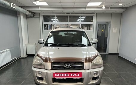 Hyundai Tucson III, 2006 год, 810 000 рублей, 2 фотография