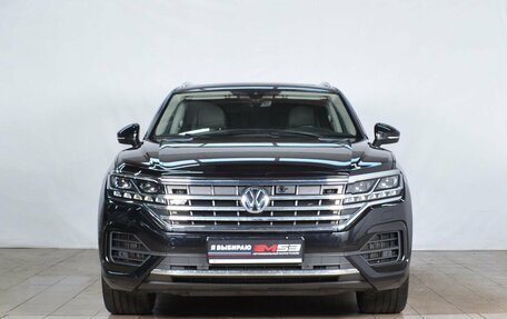 Volkswagen Touareg III, 2018 год, 2 фотография