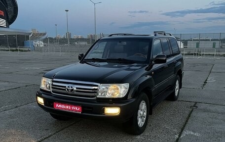 Toyota Land Cruiser 100 рестайлинг 2, 2007 год, 3 850 000 рублей, 1 фотография