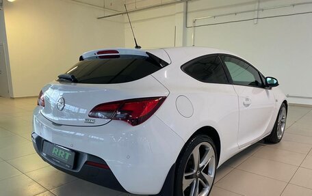 Opel Astra J, 2014 год, 4 фотография