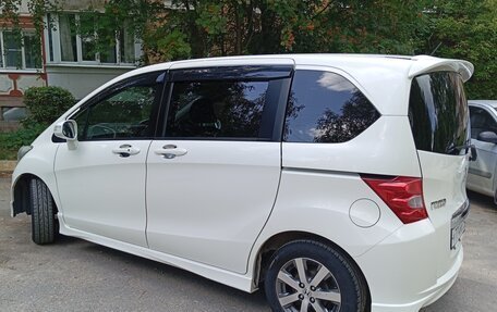 Honda Freed I, 2010 год, 1 350 000 рублей, 6 фотография