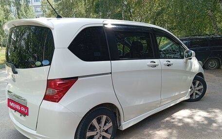 Honda Freed I, 2010 год, 1 350 000 рублей, 5 фотография