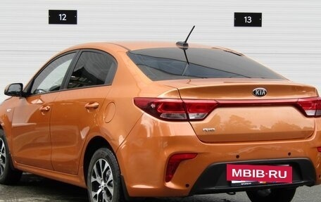 KIA Rio IV, 2018 год, 1 415 000 рублей, 3 фотография