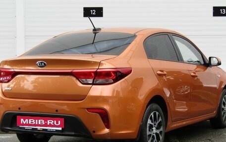 KIA Rio IV, 2018 год, 1 415 000 рублей, 5 фотография