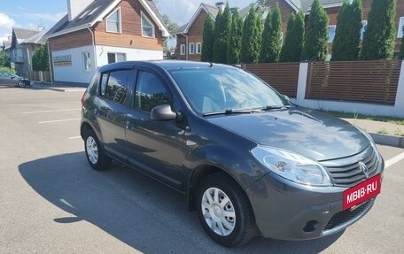 Renault Sandero I, 2010 год, 680 000 рублей, 3 фотография