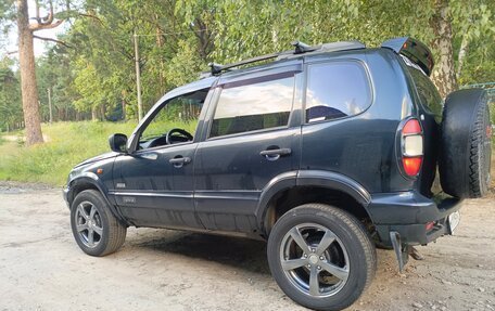 Chevrolet Niva I рестайлинг, 2005 год, 2 фотография