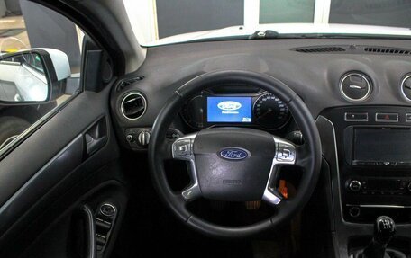 Ford Mondeo IV, 2011 год, 10 фотография